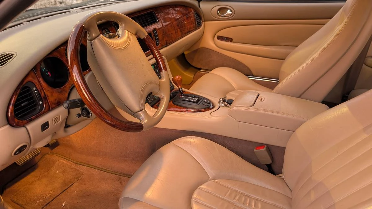 2000 Jaguar X100 XK8 - Image 5 of 12