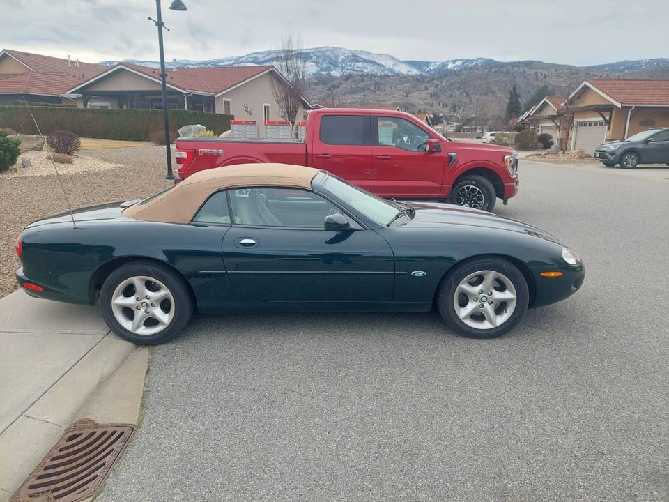 2000 Jaguar X100 XK8 - Image 3 of 10