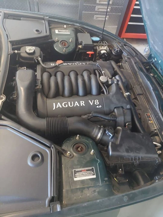 2000 Jaguar X100 XK8 - Image 8 of 10