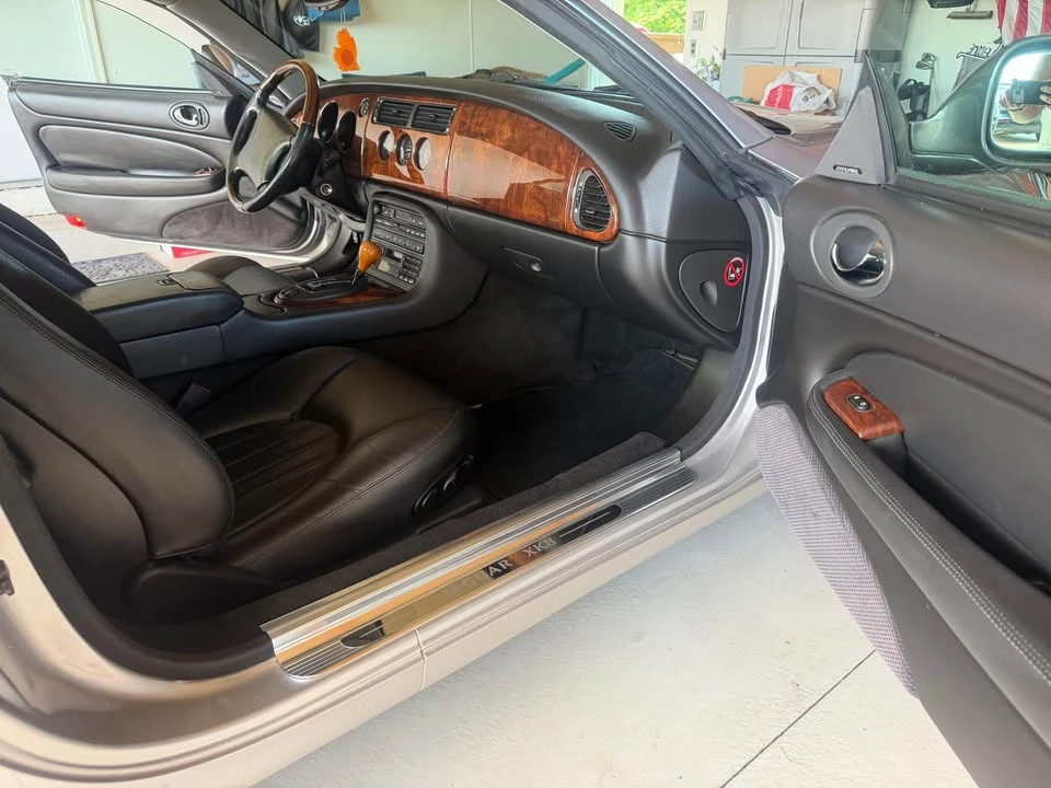 2000 Jaguar X100 XK8 - Image 5 of 14