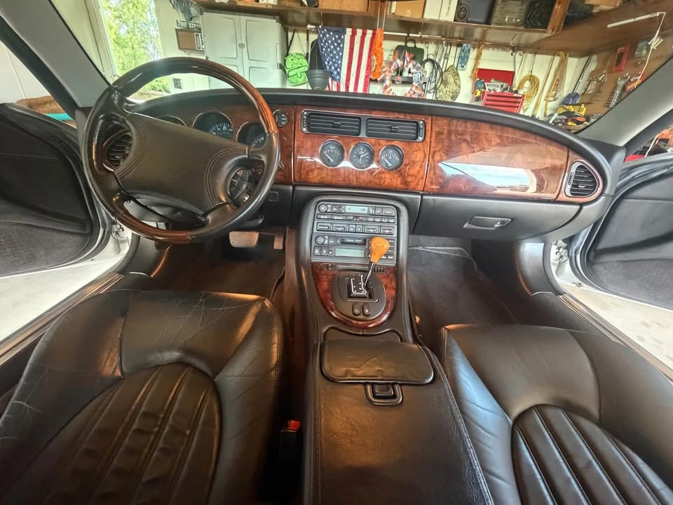 2000 Jaguar X100 XK8 - Image 3 of 14