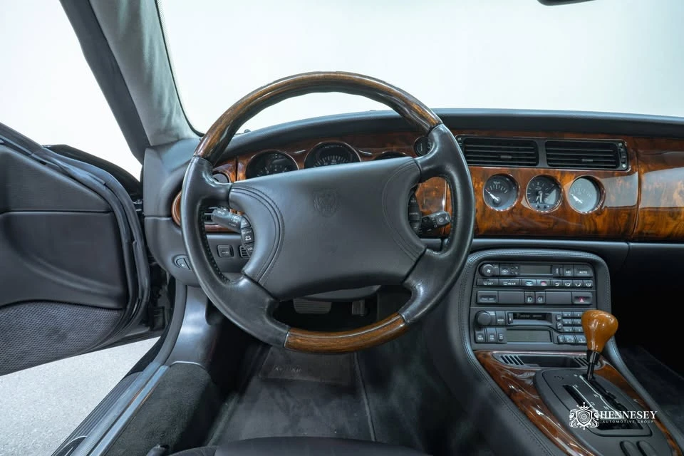 2000 Jaguar X100 XK8 - Image 12 of 16
