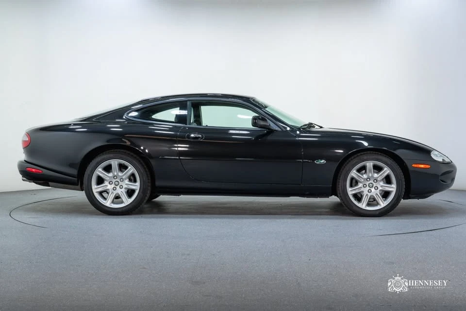 2000 Jaguar X100 XK8 - Image 4 of 16