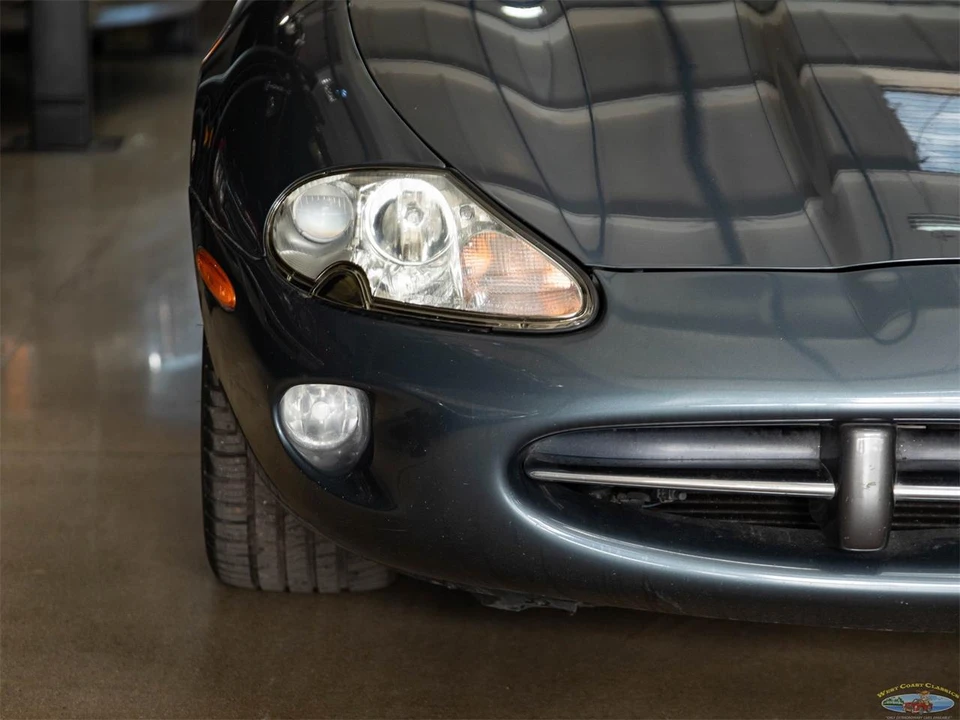 2000 Jaguar X100 XK8 - Image 14 of 31
