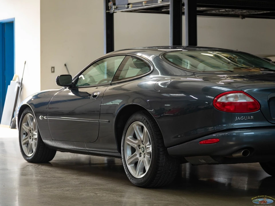 2000 Jaguar X100 XK8 - Image 23 of 31