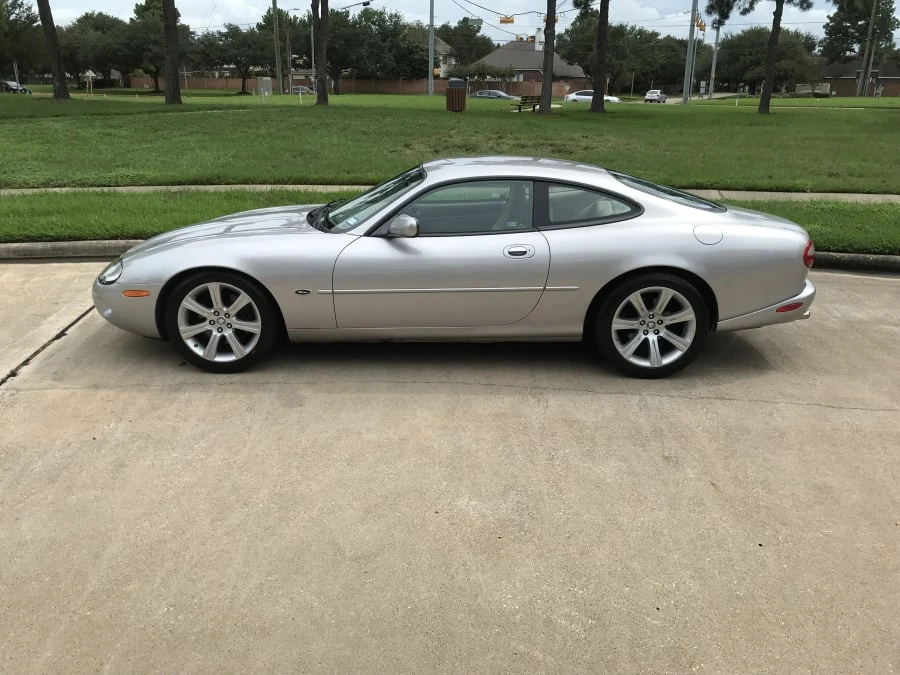 2000 Jaguar X100 XK8 - Image 2 of 11