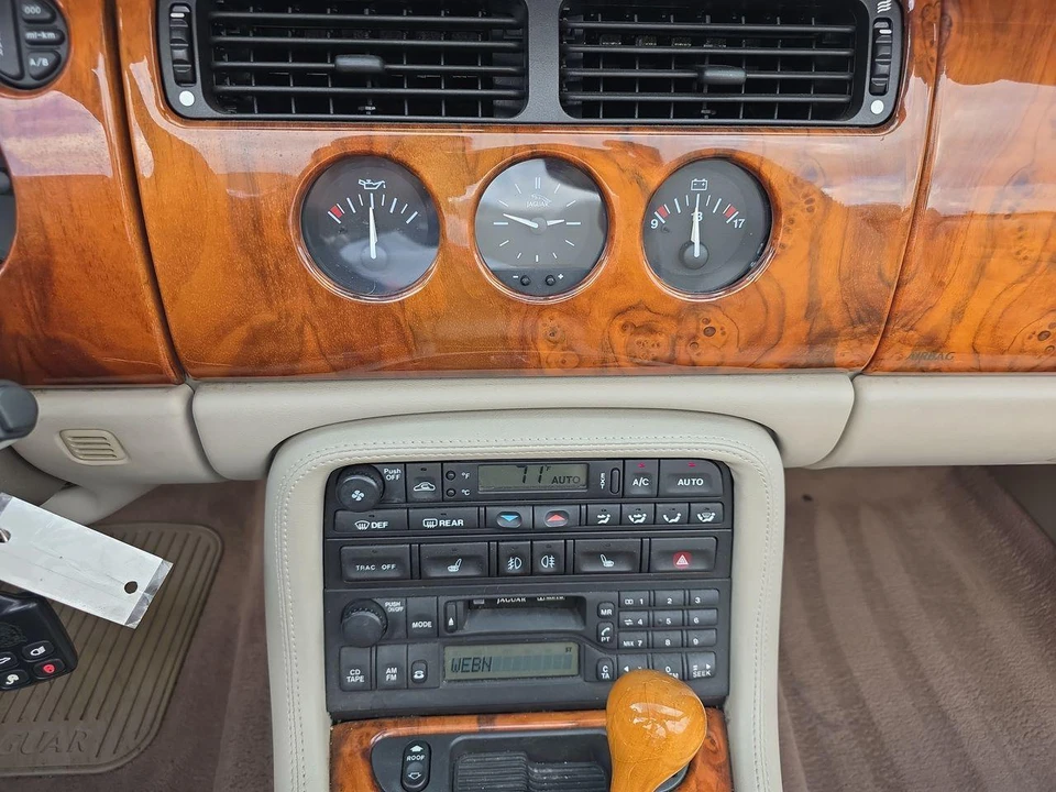 2000 Jaguar X100 XK8 - Image 9 of 31