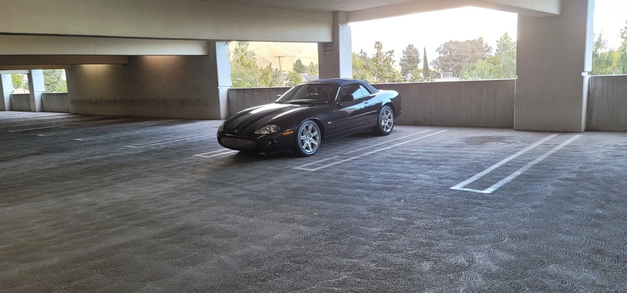 2000 Jaguar X100 XK8 - Image 2 of 21