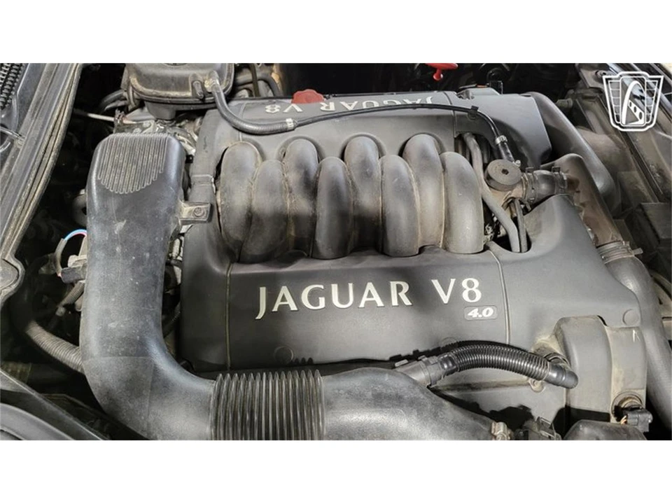 2000 Jaguar X100 XK8 - Image 12 of 31