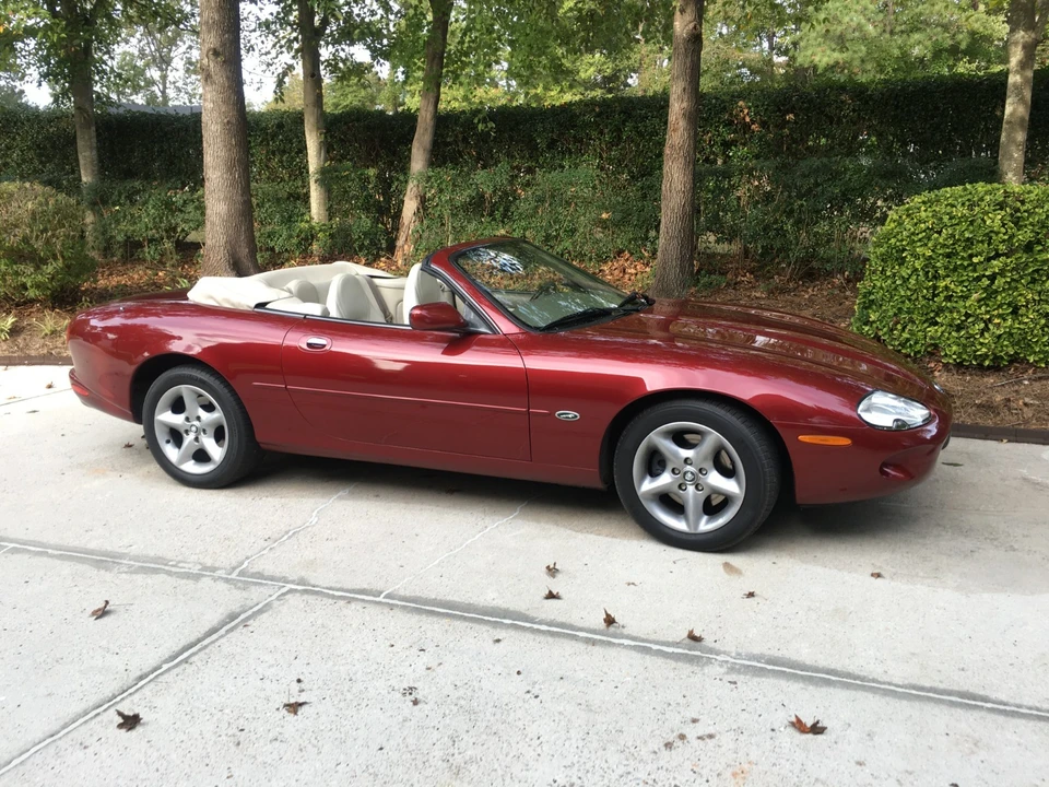 2000 Jaguar X100 XK8 - Image 2 of 4