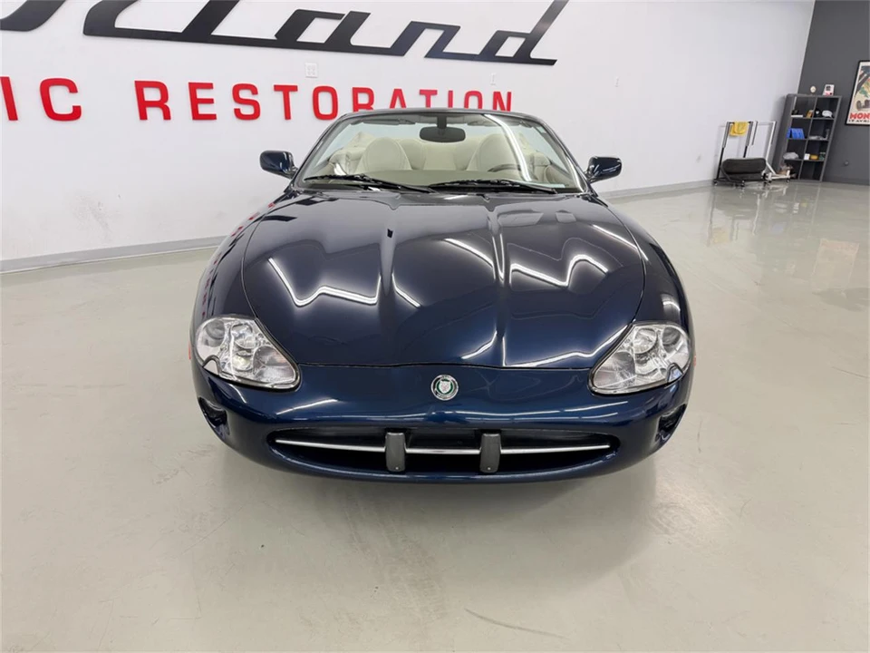 2000 Jaguar X100 XK8 - Image 16 of 31