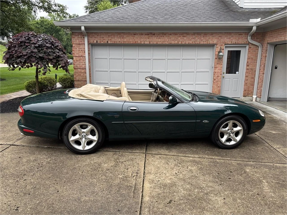 2000 Jaguar X100 XK8 - Image 12 of 31