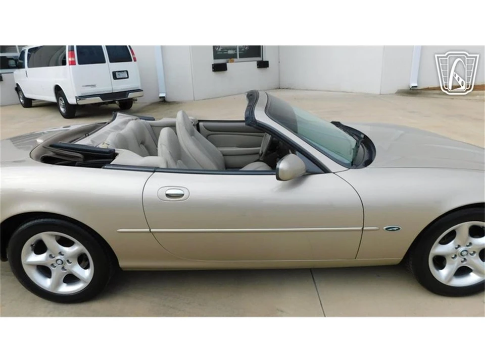 2000 Jaguar X100 XK8 - Image 31 of 31