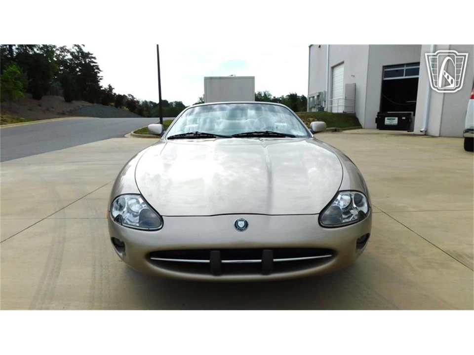 2000 Jaguar X100 XK8 - Image 3 of 31