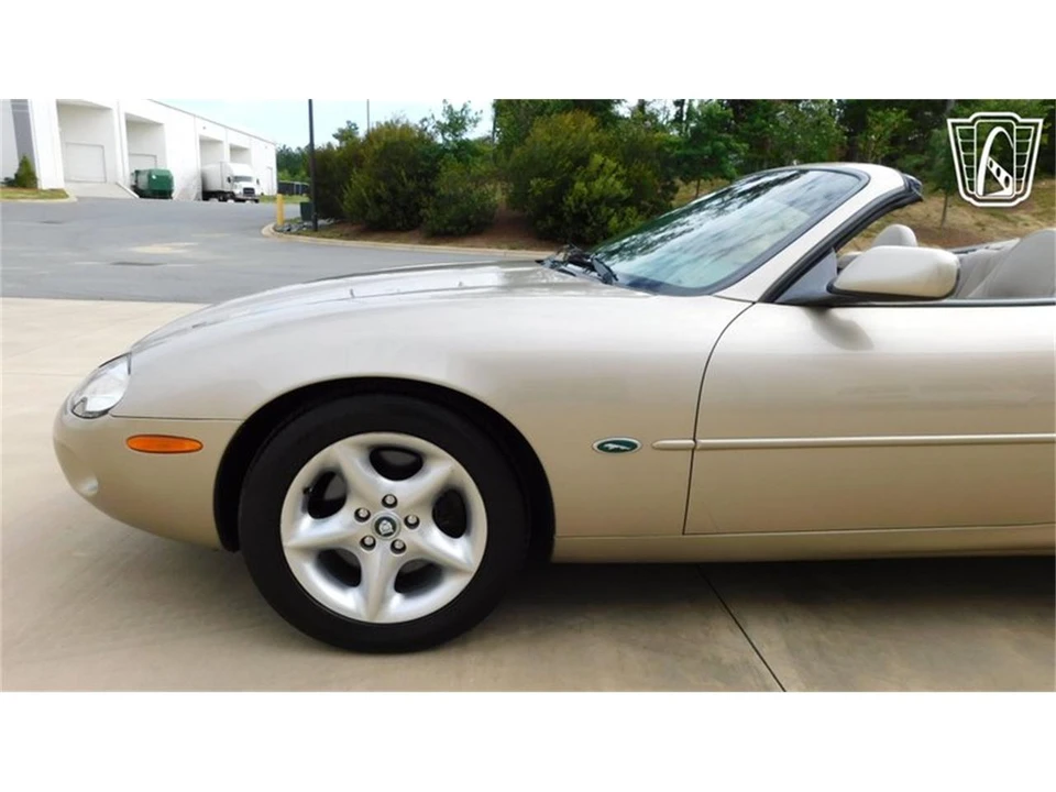 2000 Jaguar X100 XK8 - Image 9 of 31