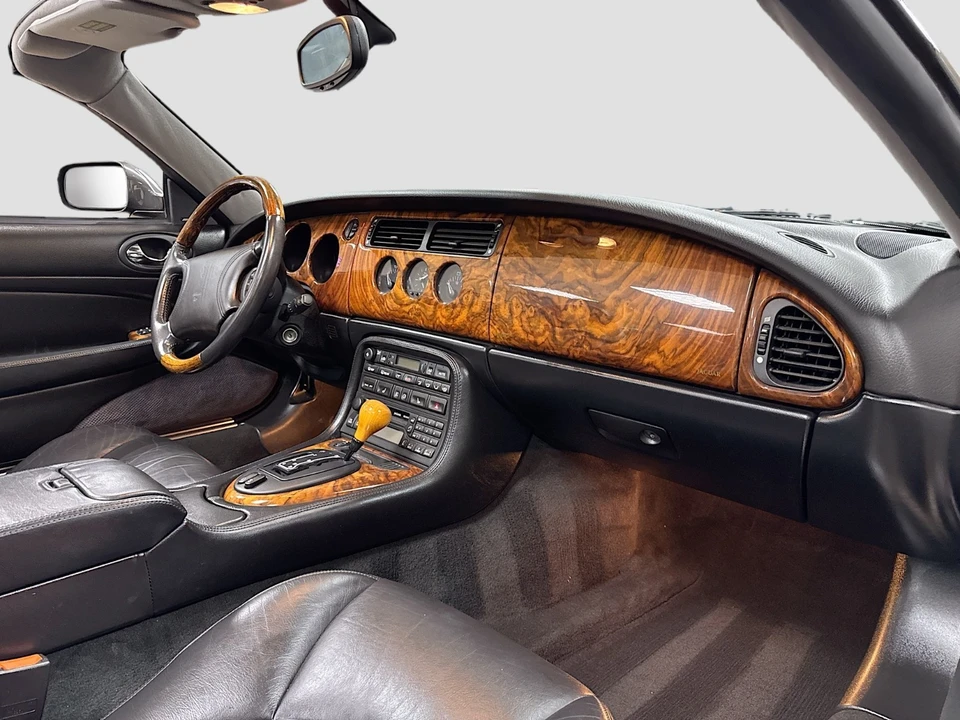 2000 Jaguar X100 XK8 - Image 20 of 21