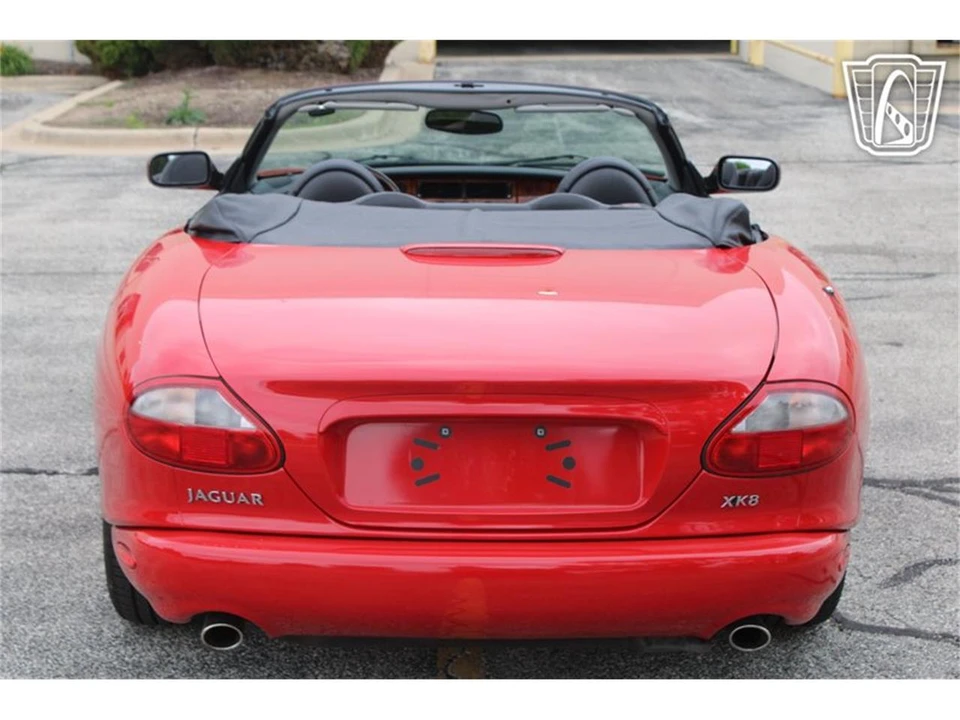 2000 Jaguar X100 XK8 - Image 26 of 31