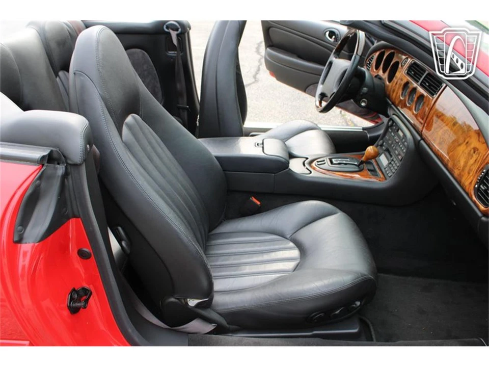2000 Jaguar X100 XK8 - Image 16 of 31