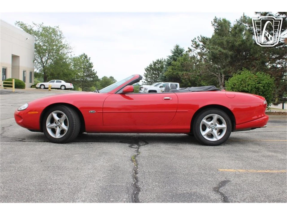 2000 Jaguar X100 XK8 - Image 22 of 31