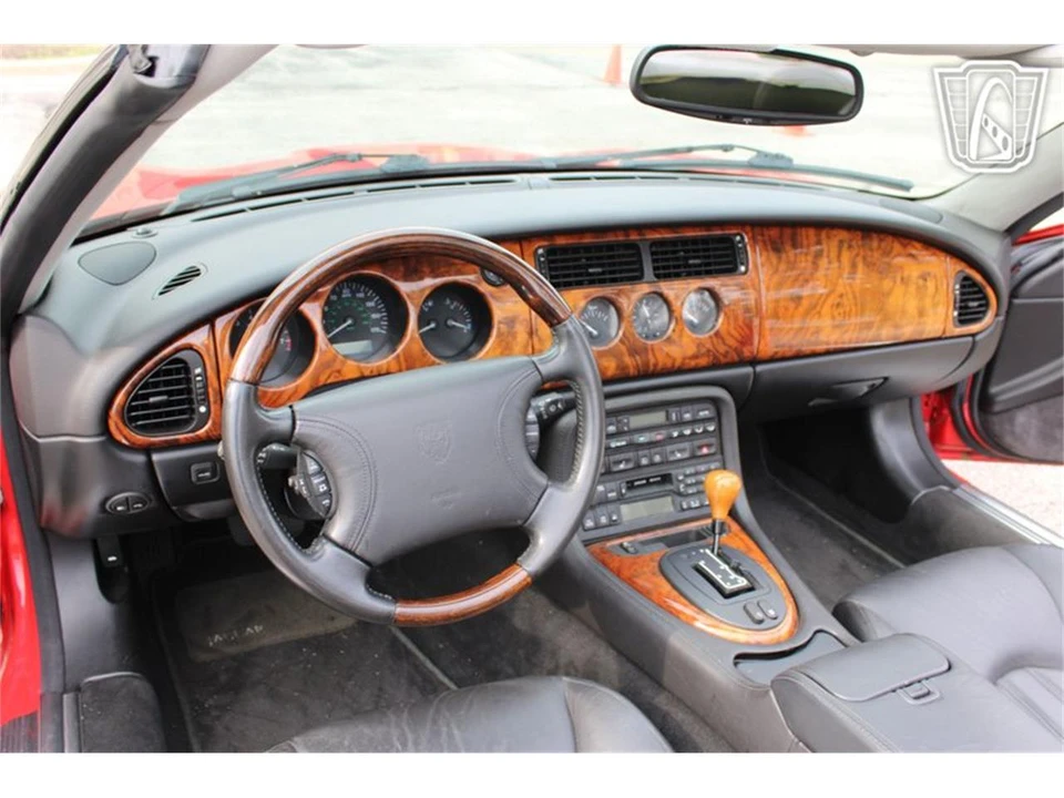 2000 Jaguar X100 XK8 - Image 14 of 31