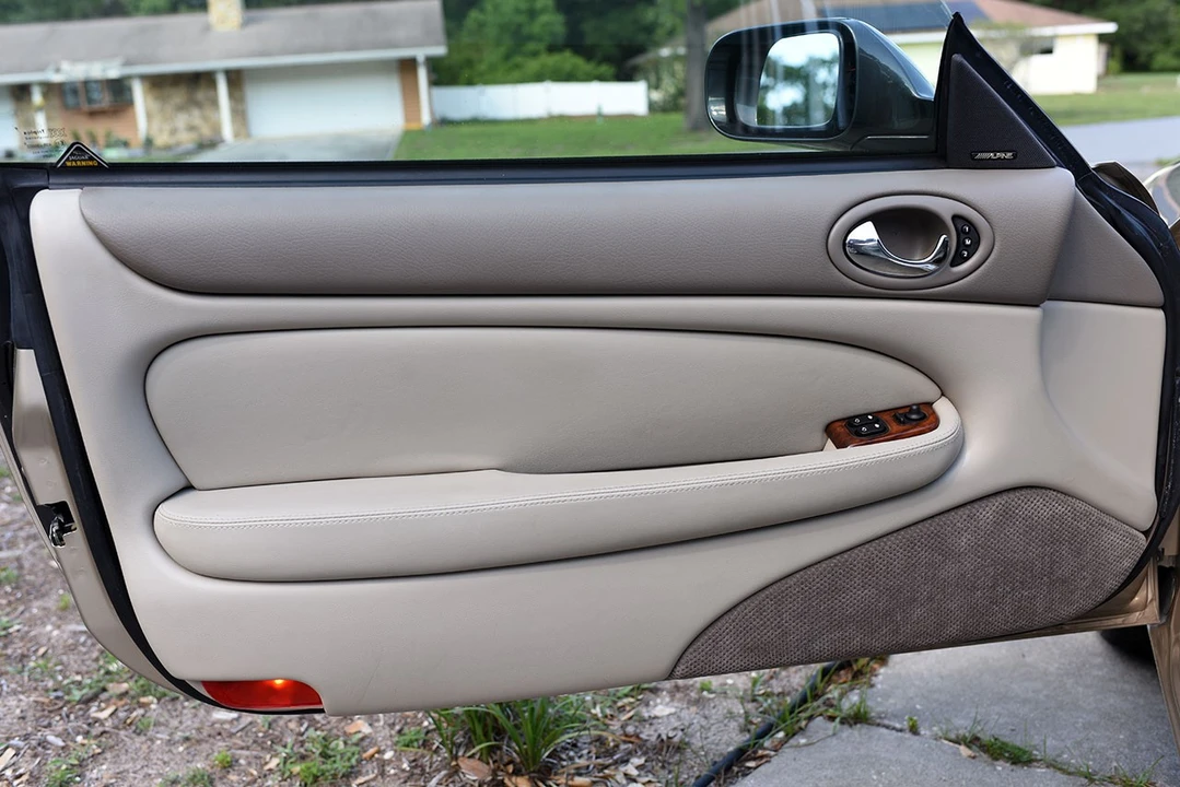 2000 Jaguar X100 XK8 - Image 21 of 29