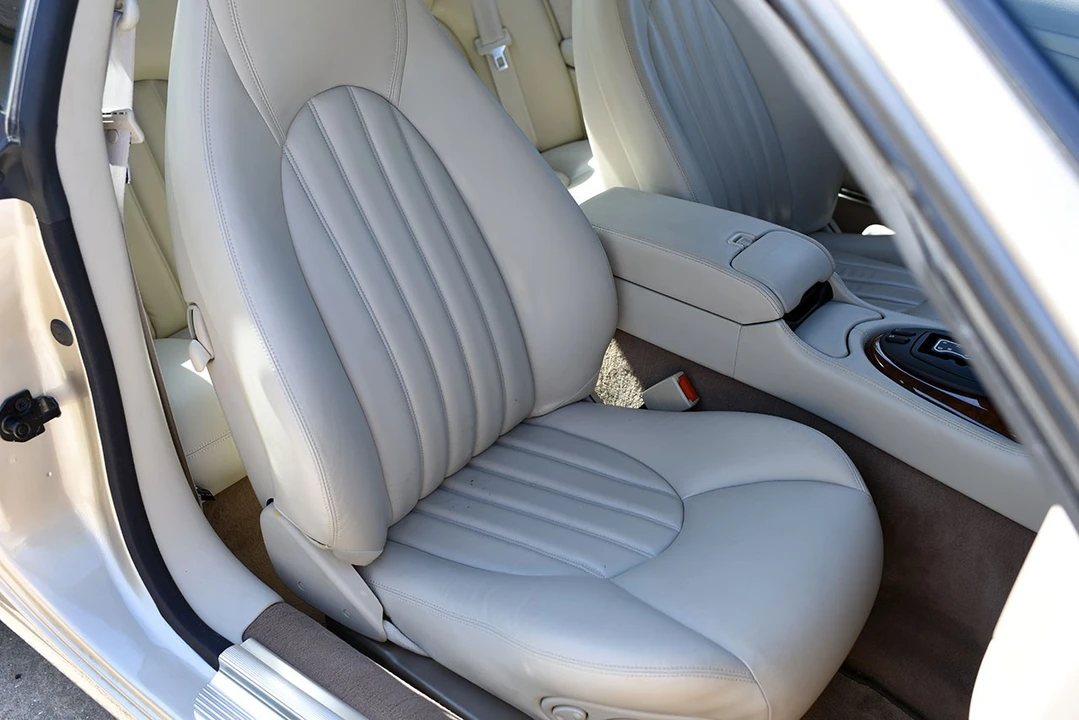 2000 Jaguar X100 XK8 - Image 13 of 29