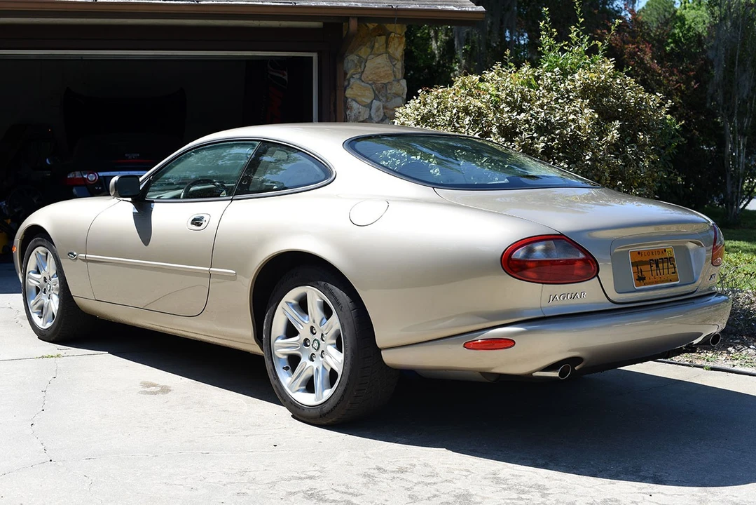 2000 Jaguar X100 XK8 - Image 7 of 29