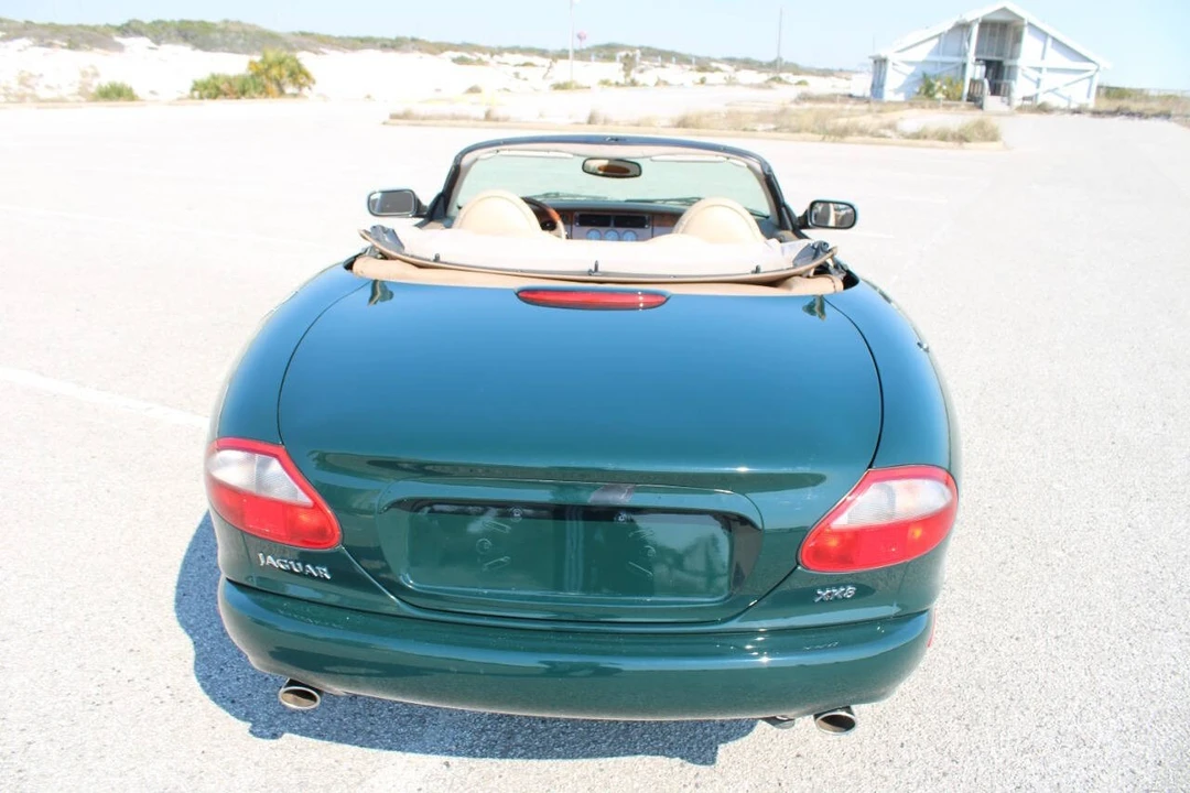 2000 Jaguar X100 XK8 - Image 26 of 31
