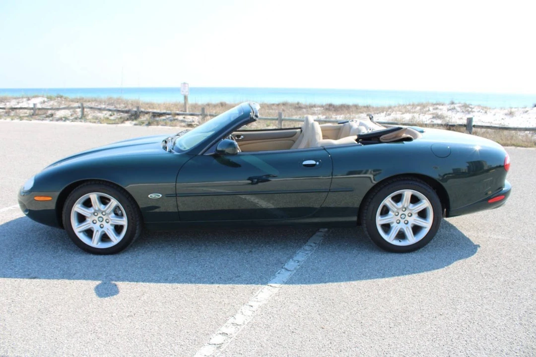 2000 Jaguar X100 XK8 - Image 10 of 31