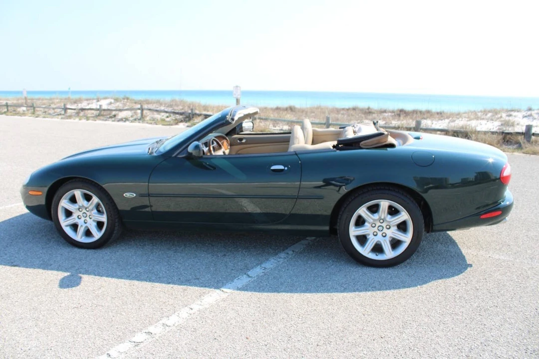 2000 Jaguar X100 XK8 - Image 12 of 31