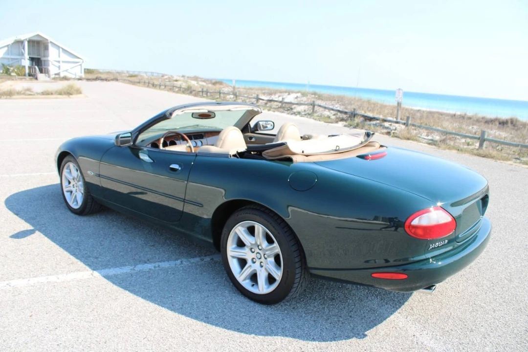 2000 Jaguar X100 XK8 - Image 18 of 31