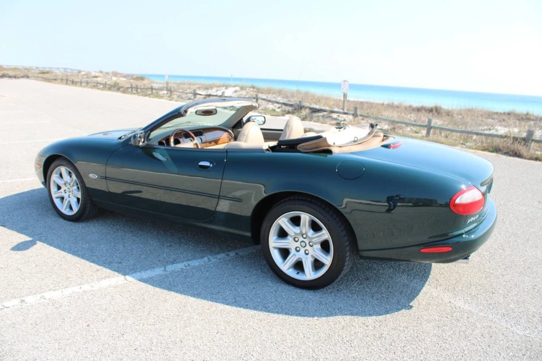 2000 Jaguar X100 XK8 - Image 16 of 31