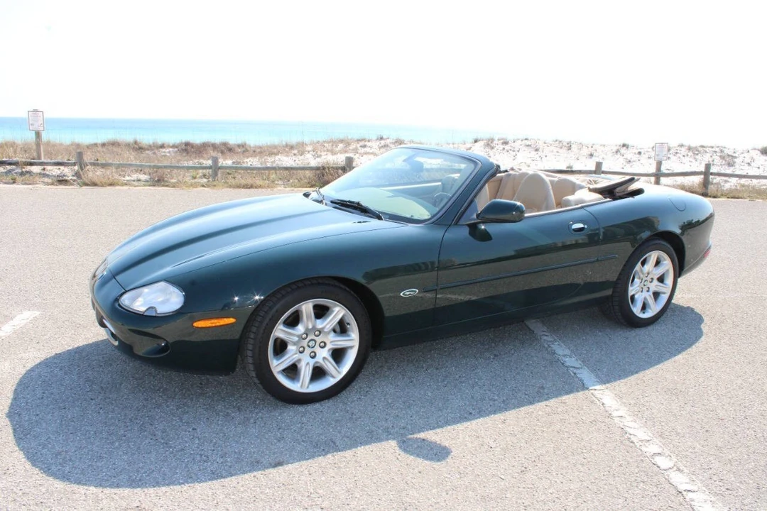 2000 Jaguar X100 XK8 - Image 4 of 31