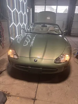 2000 Jaguar XK8