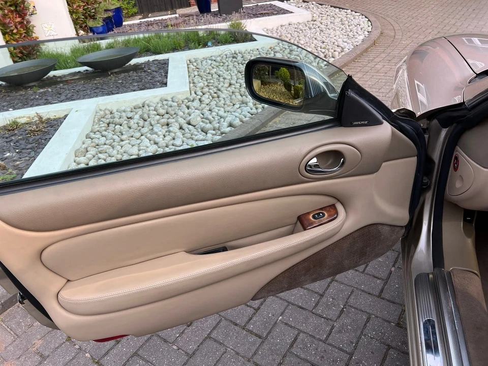 2000 Jaguar X100 XKR - Image 19 of 30