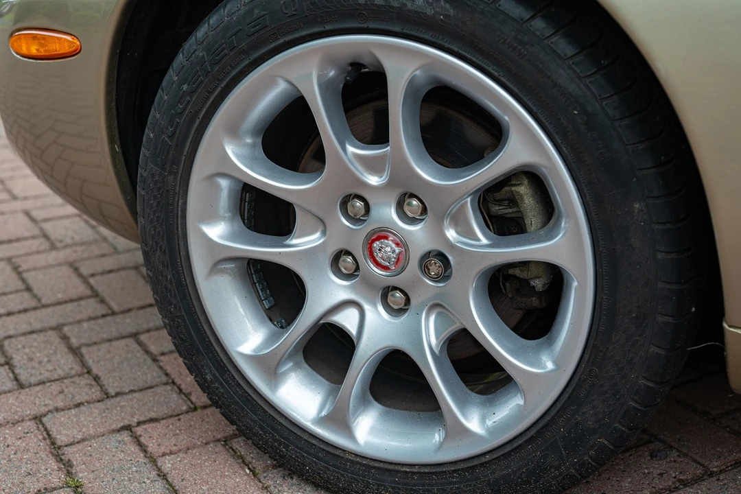 2000 Jaguar X100 XKR - Image 12 of 30