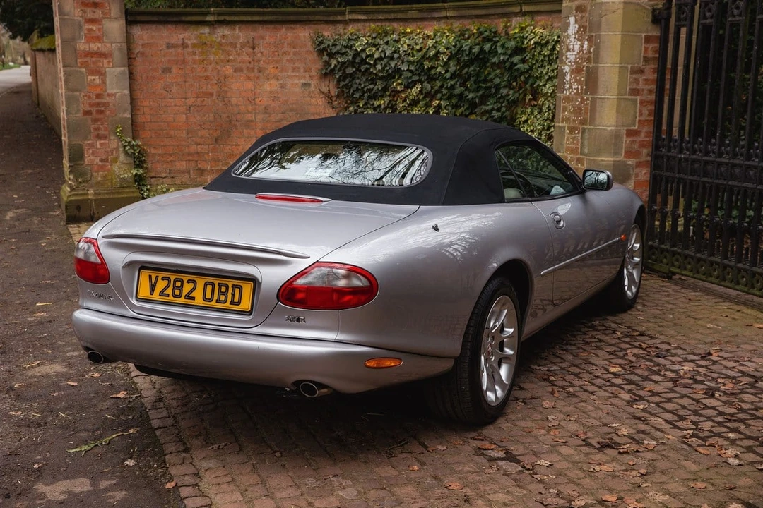 2000 Jaguar X100 XKR - Image 21 of 30