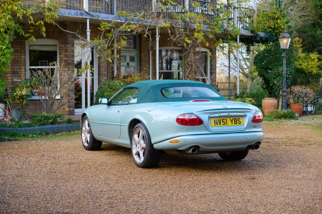 2000 Jaguar X100 XKR - Image 15 of 30