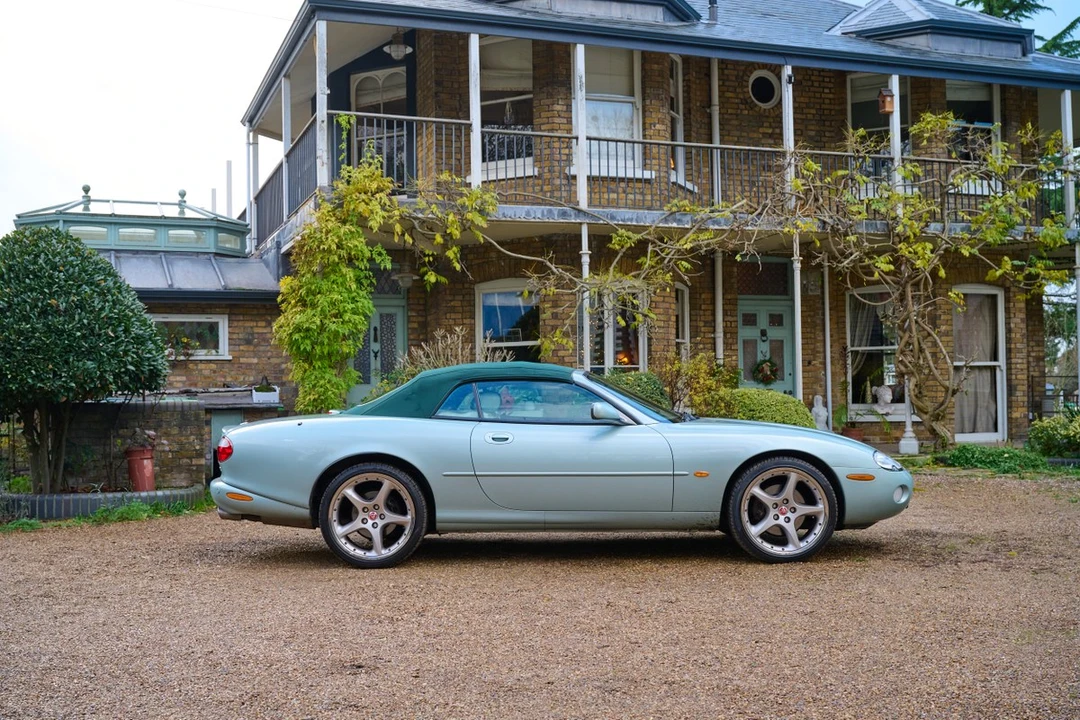 2000 Jaguar X100 XKR - Image 17 of 30