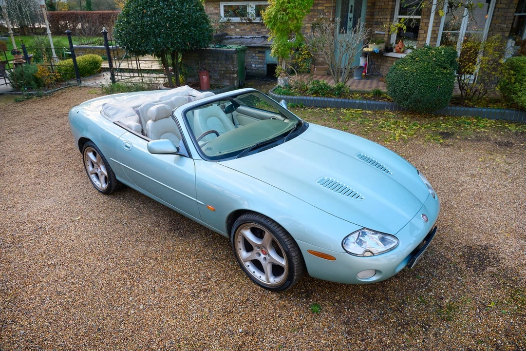 2000 Jaguar X100 XKR - Image 7 of 30