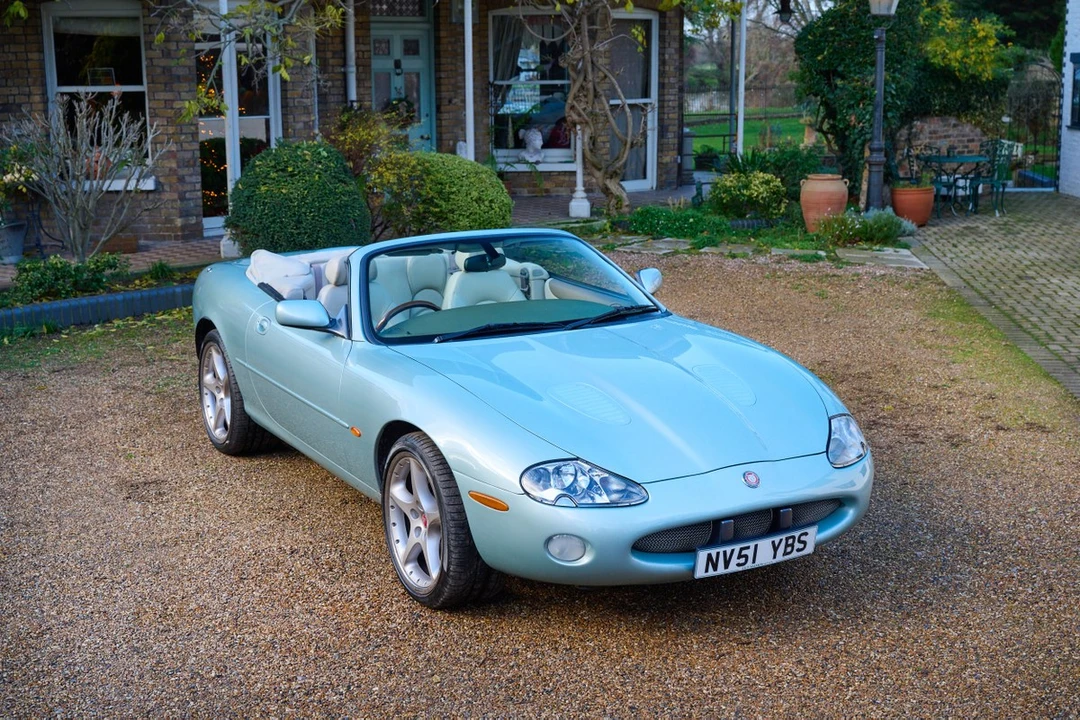 2000 Jaguar X100 XKR - Image 4 of 30