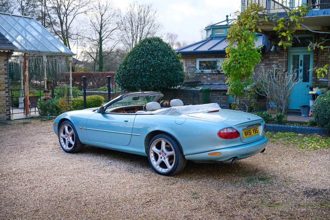2000 Jaguar X100 XKR - Image 20 of 30