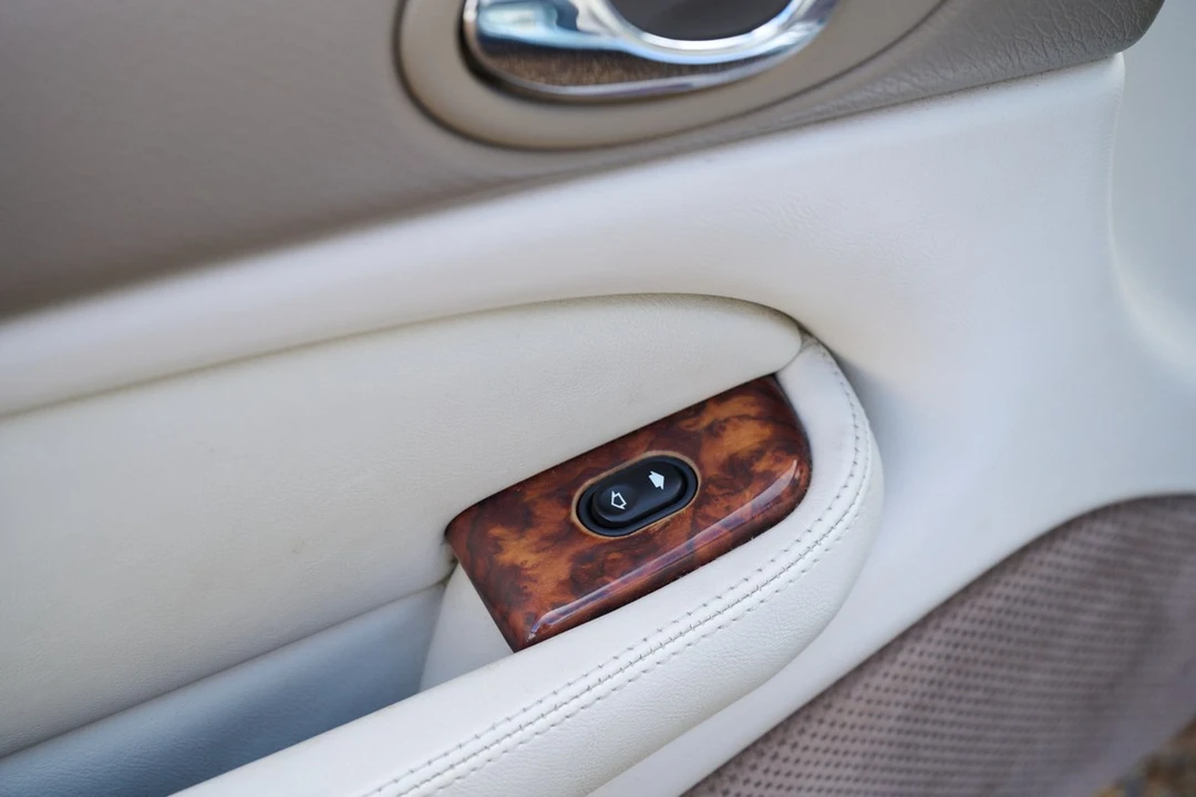 2000 Jaguar X100 XKR - Image 26 of 30