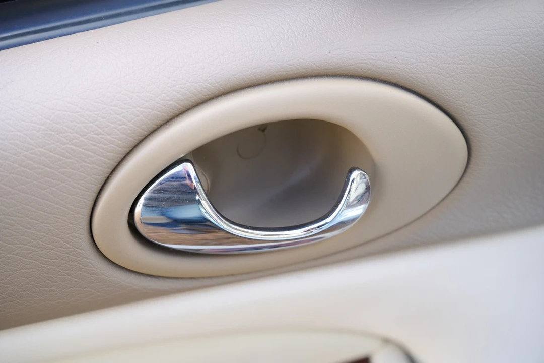 2000 Jaguar X100 XKR - Image 27 of 30