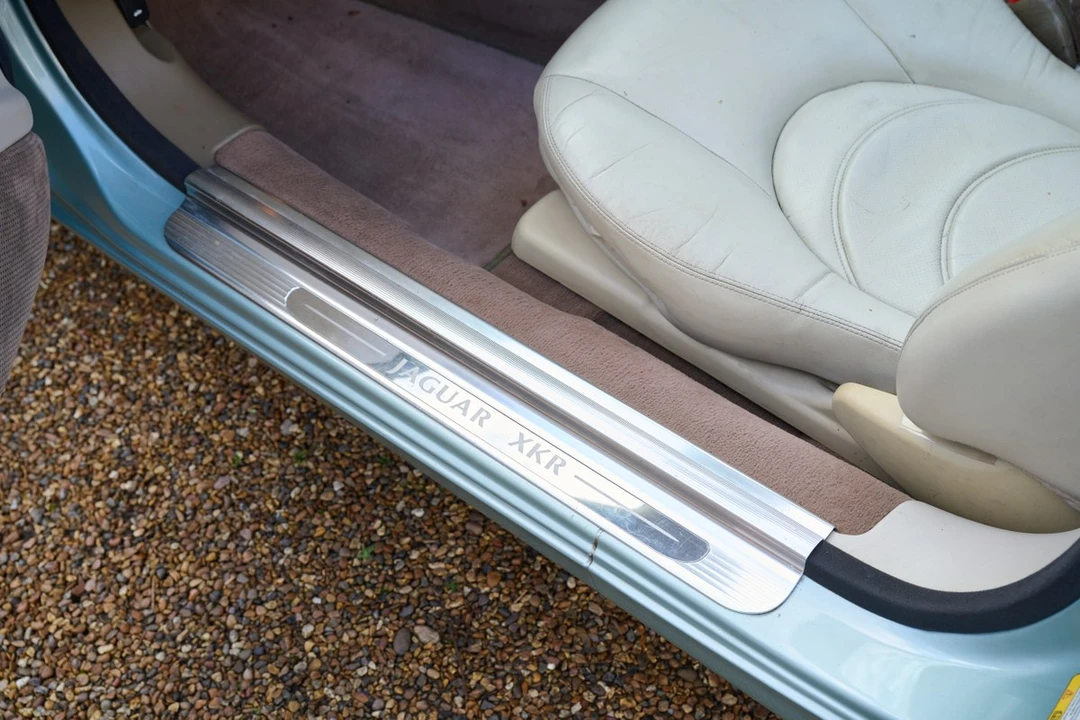 2000 Jaguar X100 XKR - Image 29 of 30