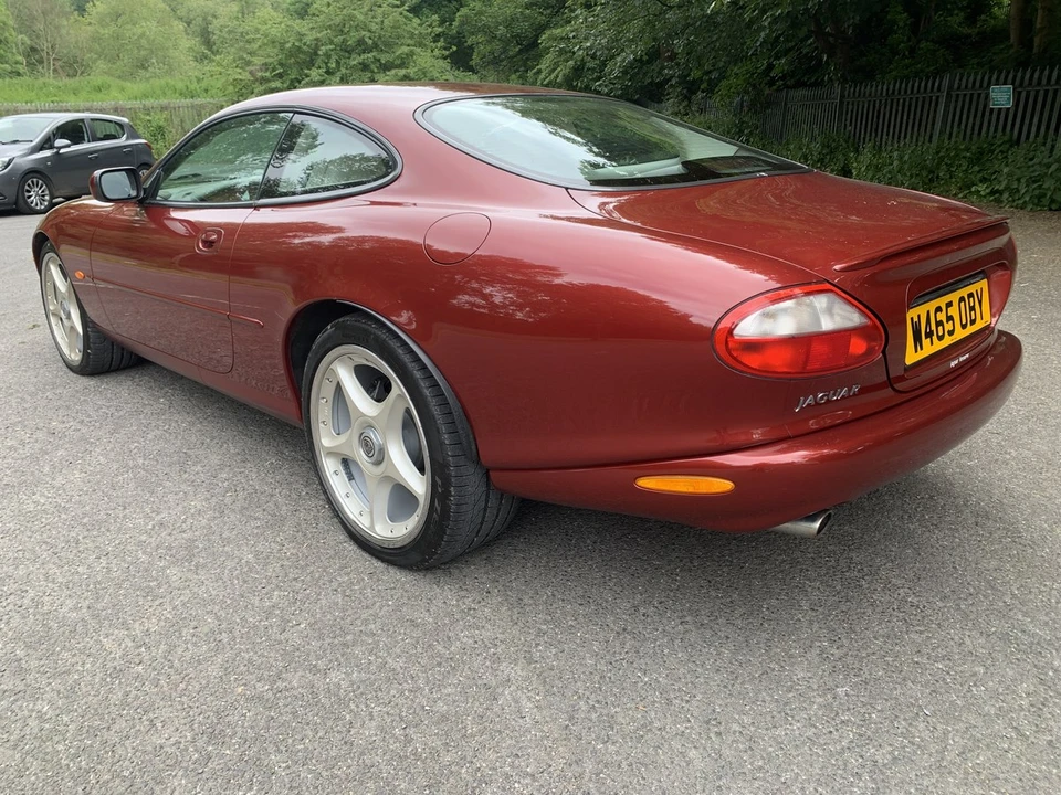 2000 Jaguar X100 XKR - Image 8 of 30