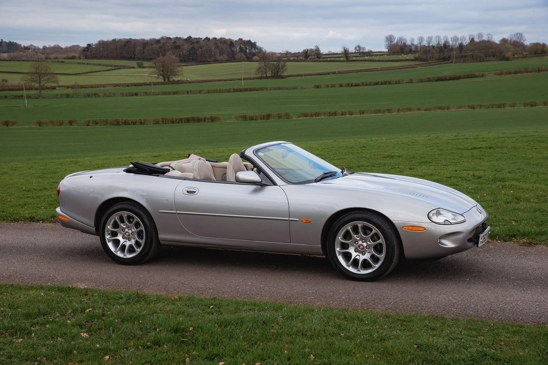 2000 Jaguar X100 XKR - Image 25 of 30