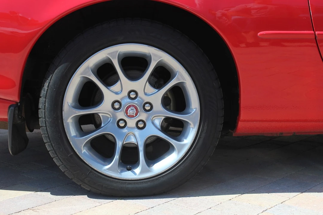 2000 Jaguar X100 XKR - Image 14 of 30