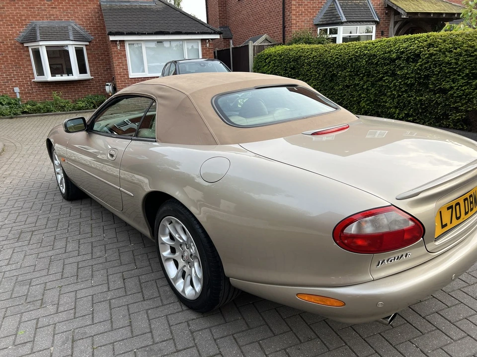 2000 Jaguar X100 XKR - Image 11 of 30