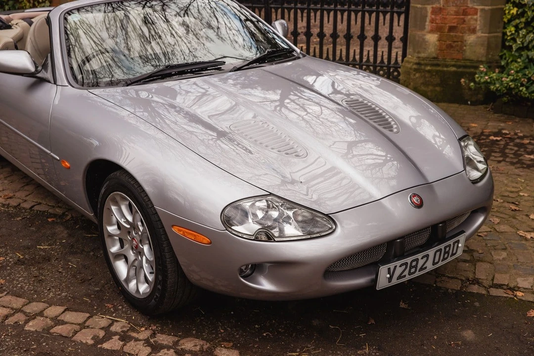 2000 Jaguar X100 XKR - Image 9 of 30